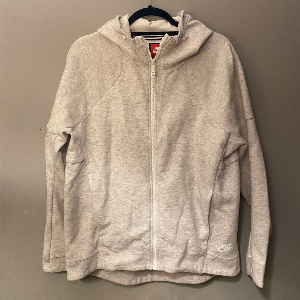 Nike | Women’s Light Gray Full-Zip Tech Hoodie